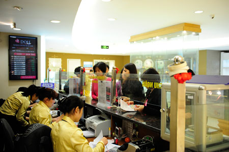 Chênh lệch giá vàng giữa vàng “nội” và vàng “ngoại” không được thu hẹp Chênh lệch giá vàng giữa vàng “nội” và vàng “ngoại” không được thu hẹp