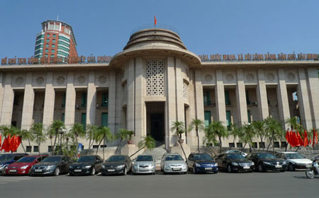 Việt Nam nên có một ngân hàng trung ương độc lập Việt Nam nên có một ngân hàng trung ương độc lập