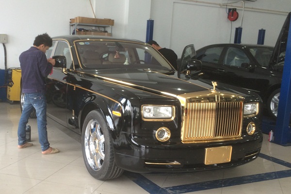 Roll Royce Phantom Rong ma vang tai Viet nam Roll Royce Phantom Rong ma vang Viet nam