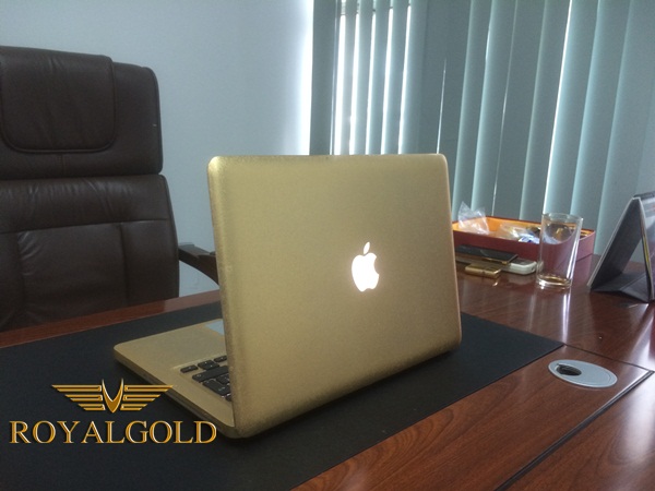 Laptop Macbook Pro mạ vàng|Macbook ma vang 24K