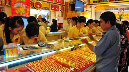 Rủi ro từ việc huy động vàng của các công ty kinh doanh vàng bạc