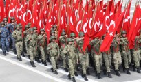 Quân đội đảo chính lật đổ tổng thống tại Thổ Nhĩ kỳ